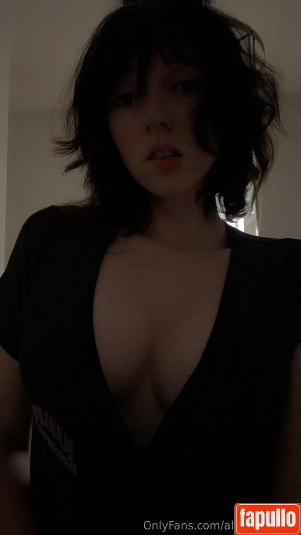 Allimoonaxxx