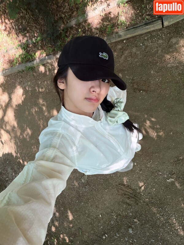 An Yujin 안유진 |