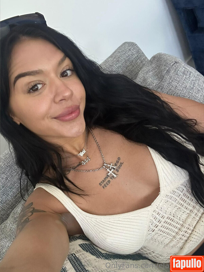 Cora Jade