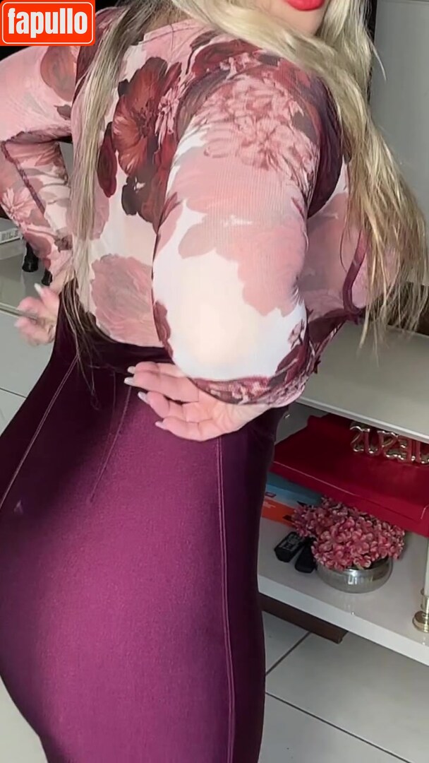 Elaine Menuzzo
