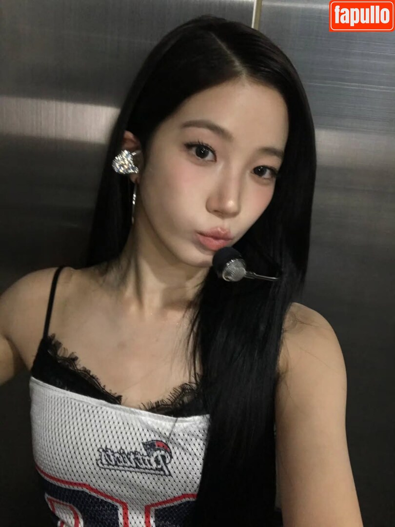 Kazuha Nakamura 中村 一葉