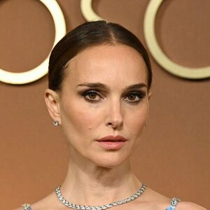 Natalie Portman - Simp Chat