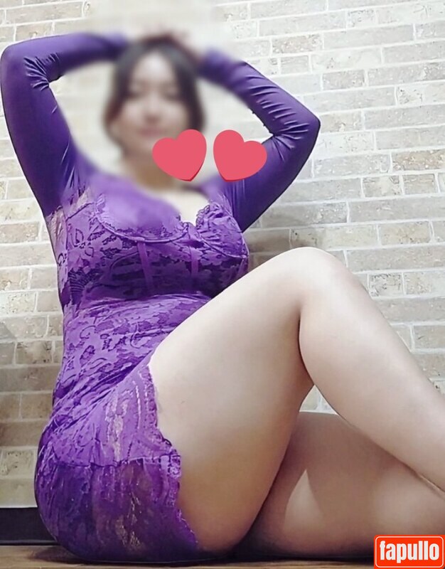 nene_booty