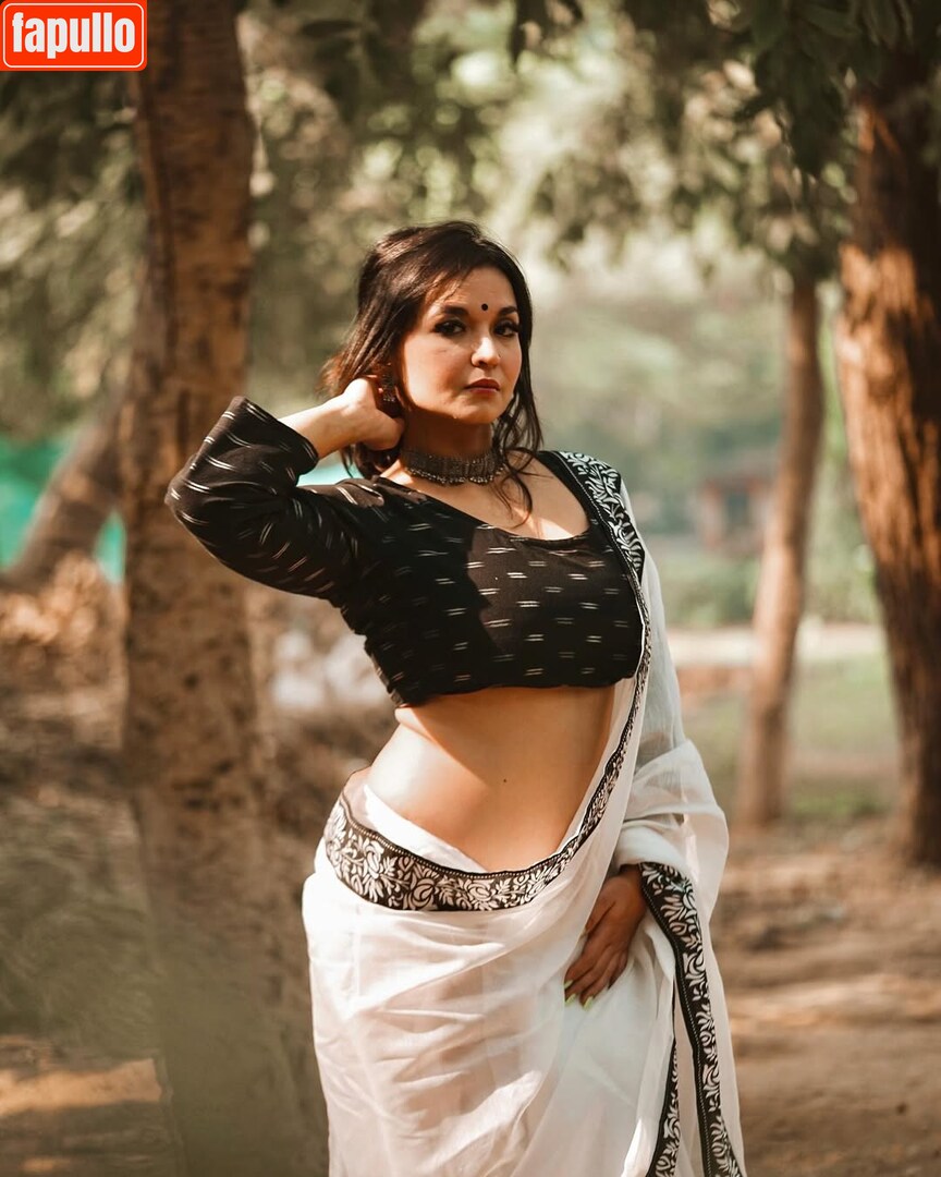 Nishi Tanwar