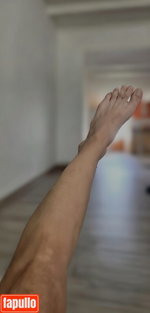 Plantes De Pieds Candid
