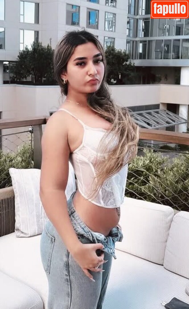 sophiaachaliz