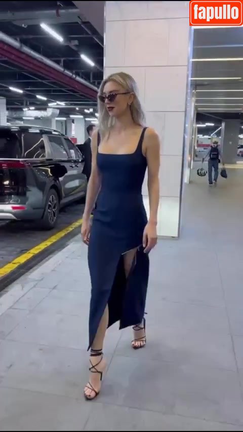 Vanessa Kirby
