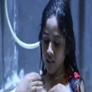 Zoya Khan